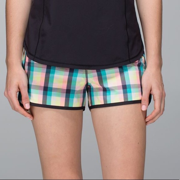 Lululemon Speed Shorts Wee Wheezy Check - Picture 2 of 8